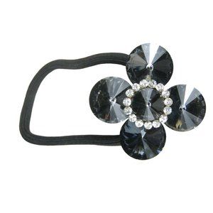 Stretch Band Cluster Flower Rhinestone Bracelet Goldtone Jewelry Faceted Plastic